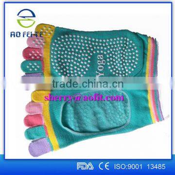 Amazon Supplier Non Slip Full Toe Women Cotton Pilates Strong Grip Non Slid Yoga Socks photo-4