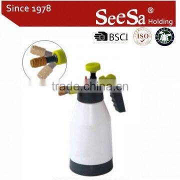 Plastic water sprayer for garden use