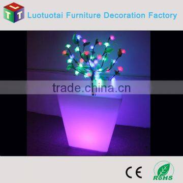 Manufacturer PE LED square flower pot/PE led bucket with remote control 16 mix changeable colors Up39*Dn26*H40CM