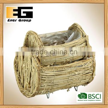 Natural rattan basket for plastic lining of flowerpot