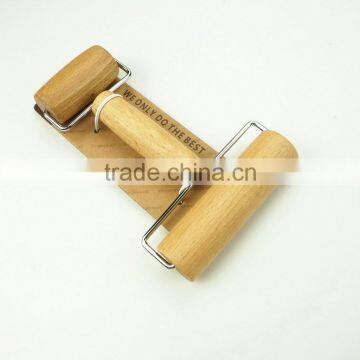 22028 Wooden Pastry Pizza Rollers