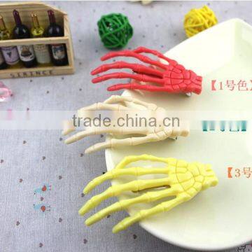 Promotion Hair Clip Skeleton Hair Clip Hand Bone Hair Clip photo-4