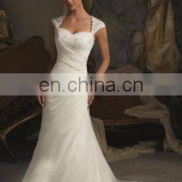 Glorious Exquisite swirls bridal gown fit and flare gown with sashing 2016