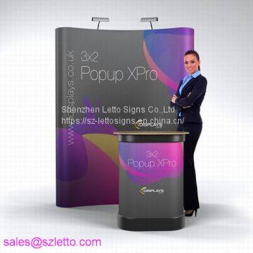 Aluminum tube tension fabric trade show display