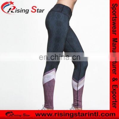 Hot Women Leggings in Parting Stylish photo-5