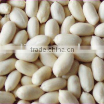 Blanched peanut kernels