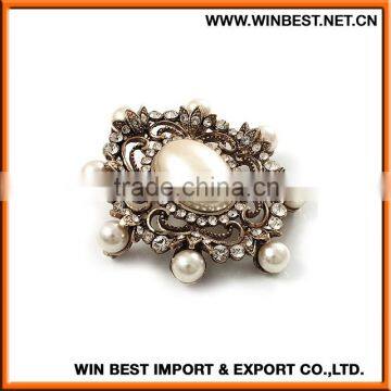 Wholesale in China Fashion Rhinestone Brooch, Rhinestone Brooch,rhinestone Flower Brooch photo-4