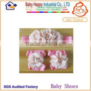 Newborn spring baby girl barefoot sandals