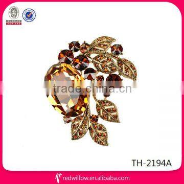 Beautiful Elegant Crystal Bling Rhinestone Wholesale metal crystal Brooch For Girls