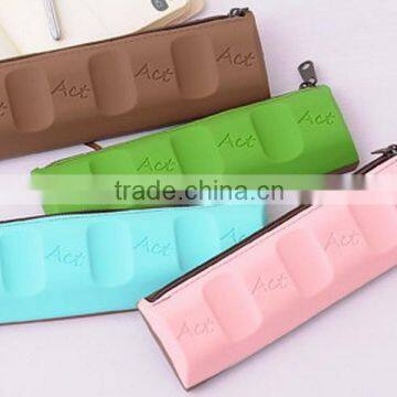 Pencil Box made of Silicone in Chocolate Bar Style