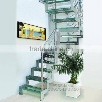 Straight glass stair risers 9004-2