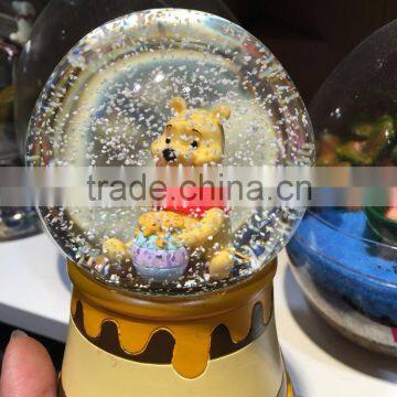 Custom Cute Bear Resin Snow Globe photo-3