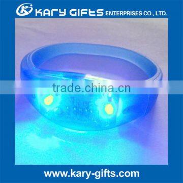 Factory Offer Sound Activated Bracelet LED Flashlight Wristband photo-2