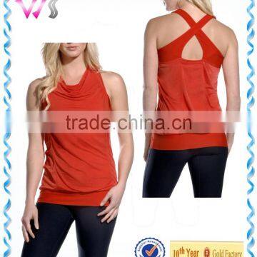 Double Layer Yoga Tank Top With A Loose And Breathable Mesh Overlay