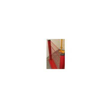 Wire mesh fence