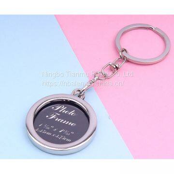 Fashion Metal Key Chains for Souvenir Gift Snap Hooks Bag Key Ring Charms Findings Couples Promotion Gifts photo-2