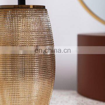 China Factory Direct Sale Home Decor Living Room Porcelain Vintage Gold Table Lamp for Hotel photo-5