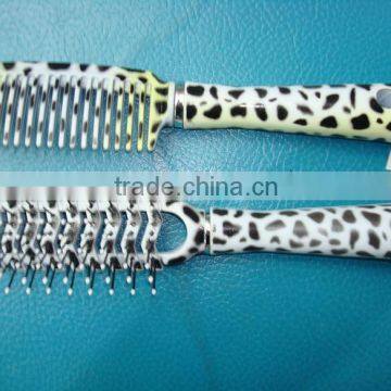 Plastic hair brush