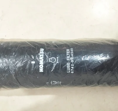 Premium Construction Machinery Parts in High Demand: Komatsu Fuel Filters photo-5