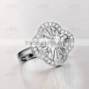 Fashionable Thailand Titanium Wedding Diamond Ring for Girls photo-6