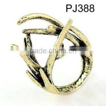 2016 Latest Gold Ring Designs Gothic Finger Ring