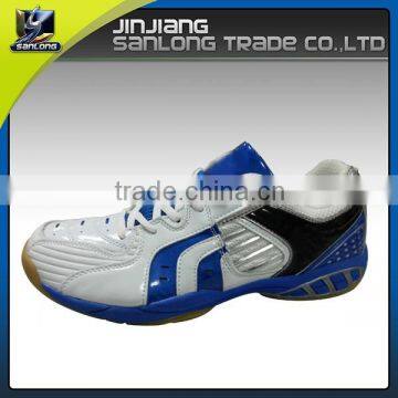 2016 china manufacturer good quality sport badminton footwear