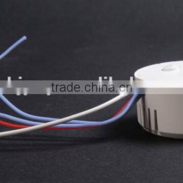 Circular external radar sensor switch with photosensitive