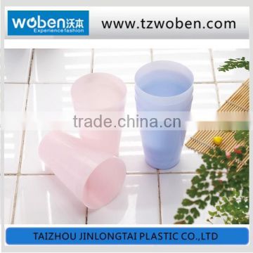 Plastic drinking cup with pp material