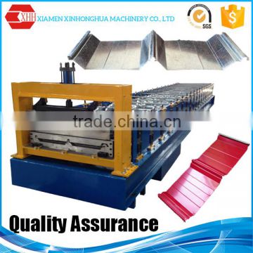 Fully automatic joint hidden steel roofing sheet roll forming machine