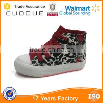 textile upper canvas shoe