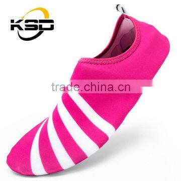 Anti-slip Light Weight and High Elasticity Lovers Sports Casual Shoes to Skin for Adults photo-6