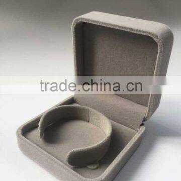 Good quality for velvet jewelry bracelet box with customzied logo