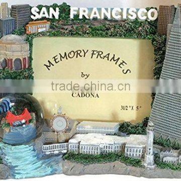 Polyresin/Resin San Francisco Picture Frame With Snow Globe photo-3