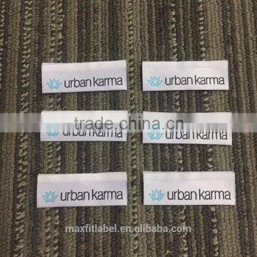 2017 Hjgh Quality Satin Damask Woven Labels for Clothing photo-3