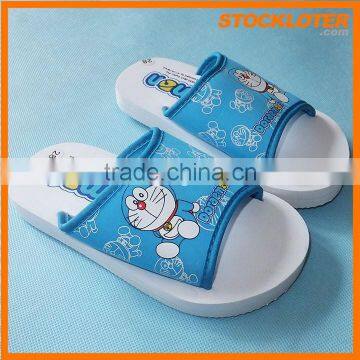 Outlet Children Slippers with Retail Hanger Stock