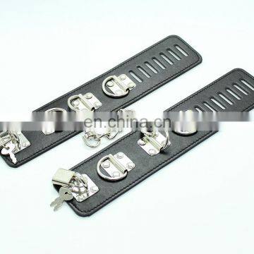 Bondage Locking PU Wrist & Ankle Restraints Decorated Fastener Restraitns BDSM Sex Toy