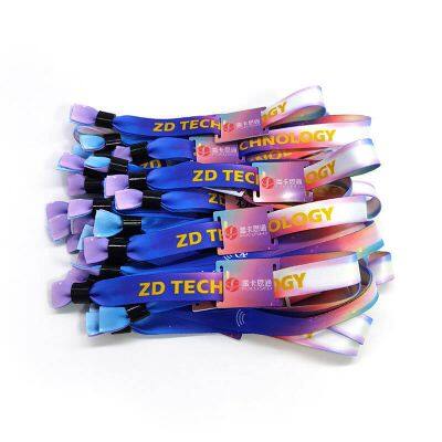 2024 New Style Funny Woven NFC Bracelet Reusable Logo Custom RFID Fabric Wristbands for Concert/Gym/Events/Payment