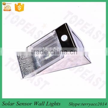 4LED Solar Power Light Sensor Wall Light Outdoor Waterproof Garden Lamp