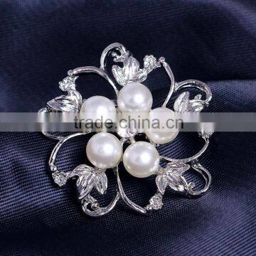 Fashion Jewelry Lapel Flower Pearl Crystal Brooches For Women