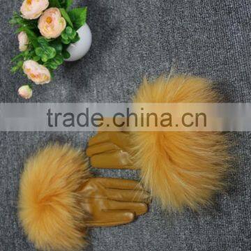 Lady Sheepskin Leather Gloves Women Winter Raccoon Fur Gloves Winter Fur Gloves photo-3
