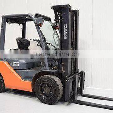 USED MACHINERIES - TOYOTA 3 TON FORK LIFT (6741 DIESEL)