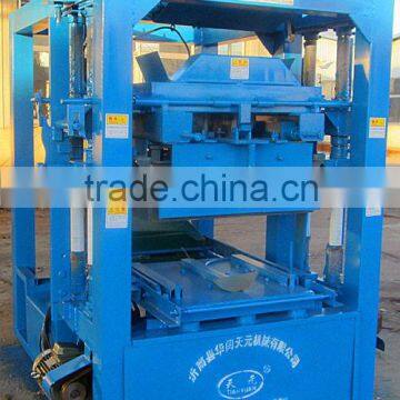 QTJ4-26 Small Scale Industries Machines for Concrete Blocks photo-2