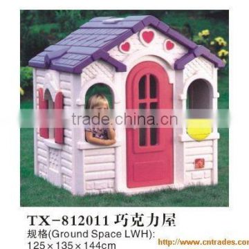 outdoor kids play game cabin