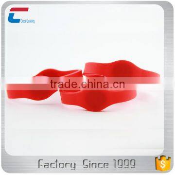 2017 New Wristbands Silicone UHF+HF Dual Frequency Rfid Silicone Wristband photo-2