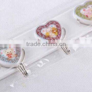 Fluorescent Heart Shape Hook With Bear Patterns/plastic Hook photo-2