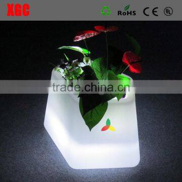 Outdoor planter flower pot made of plastic GD125