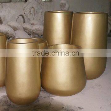 Black Round Fiberglass Flowerpot photo-2