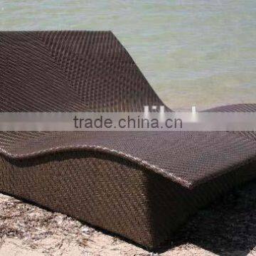 FashionabLe Long-Lasting Rattan Antique Chaise Lounge Chair