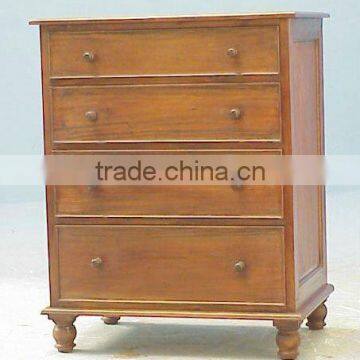 SMALL COLONIAL CHEST OF DRAWERS