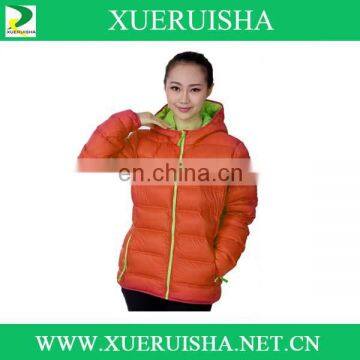 Soft Woman Wear Winter Down Jacket to Keep Warm photo-6